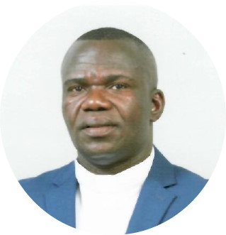 Père Guy Ekaola